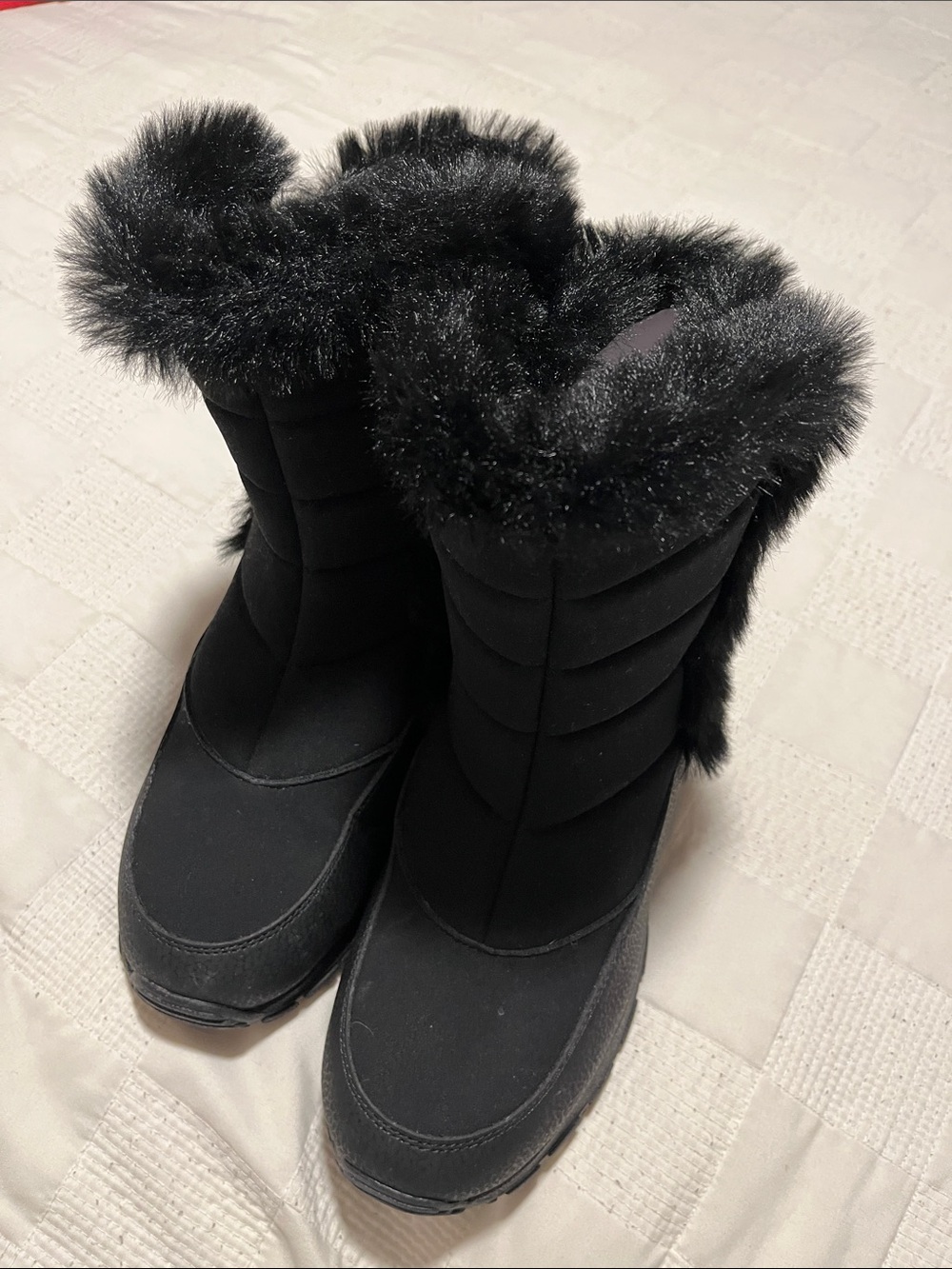 NWOT Lands' End Women BLACK faux fur waterproof Winter/Rain Boots 7.5 never used - Picture 3 of 9